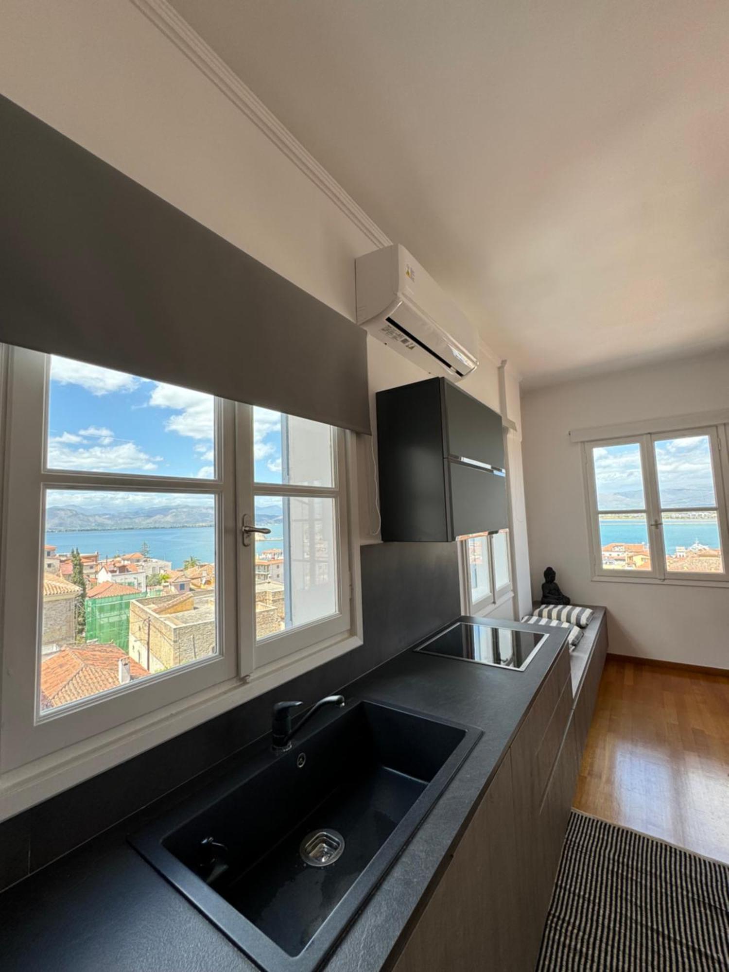 S&F Luxury Apartment نافبليو المظهر الخارجي الصورة